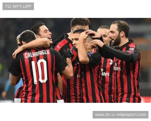 AC米兰通过团队配合完成多次推进,前场选择增加 AC米兰通过团队配合完成多次推进,前场选择增加