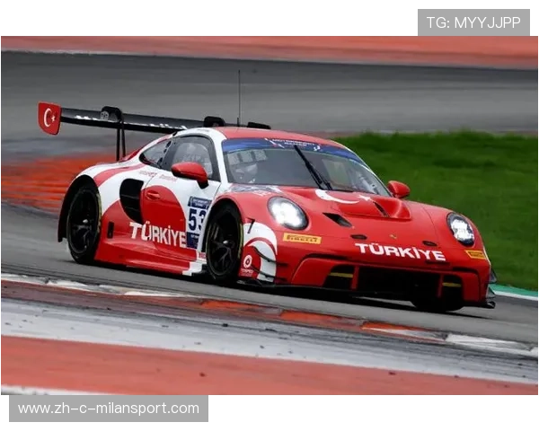 F1赛车油耗节奏控制训练——突破极限的速度与耐力之道